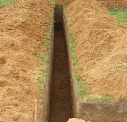 Фото №0 Копка траншеи