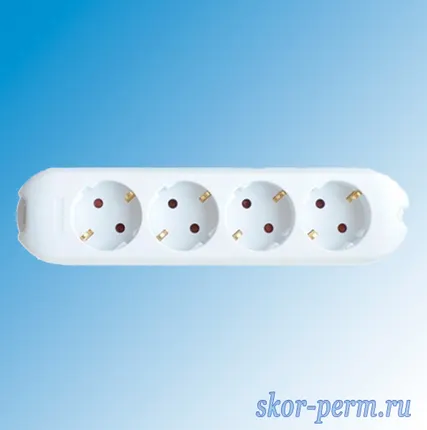 Фото №0 Колодка 4 гнезда с заземлением