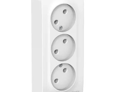 фото Розетка 3-м ОП BLANCA 16А 250В без шторок без заземл. изол. пласт. бел. SchE BLNRA000311