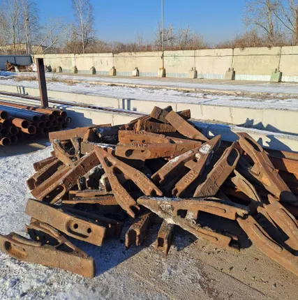 Фото №0 Зуб ковша экг 10