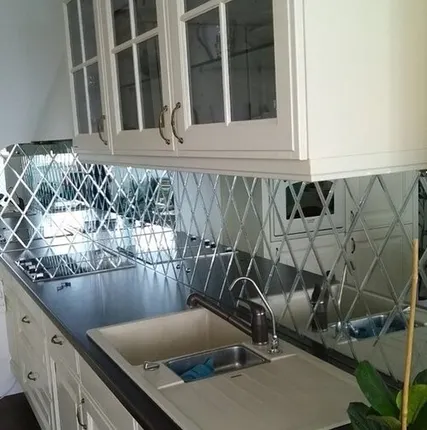 Фото №0 Зеркальный фартук