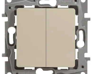 фото Выключатель 2-кл. СП Etika 10А IP20 250В 10AX безвинт. зажимы механизм сл. кость Leg 672302