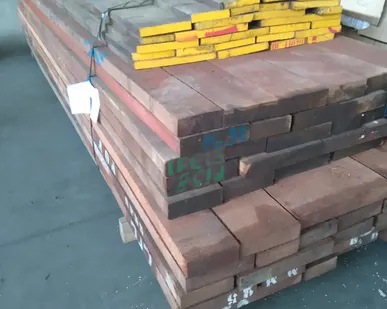 фото Продажа сухой доски из дуба, бука, ясеня пиломатериал