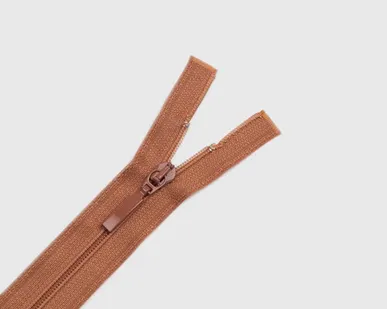 фото Молния спираль Т6 70см раз. св.коричневый