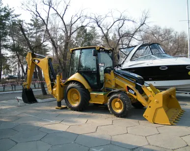фото Аренда экскаватора-погрузчика CATERPILLAR 428D, Услуги экскаватора-погрузчика CATERPILLAR 428D