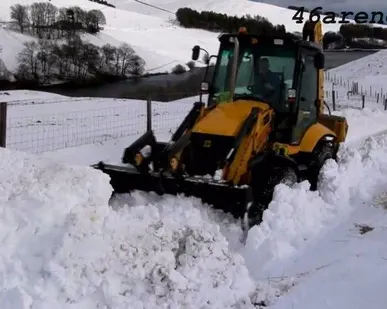 фото Механизированная уборка снега