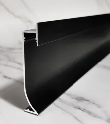 фото Плинтус светодиодный из алюминия ZL 71 мм BLACK