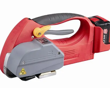 фото Инструмент для обвязки пластиковой лентой