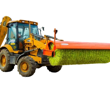 фото Экскаватор-погрузчик с щёткой