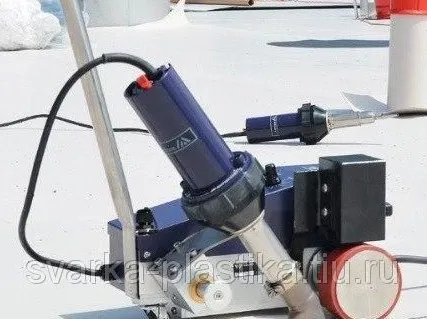 Фото №0 Автоматический аппарат сварки горячего воздуха Руфер RW3400