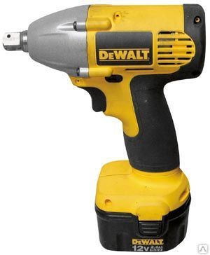 Фото №0 Ударный гайковерт DeWalt DW 053 К2