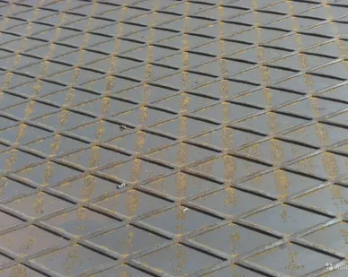 фото Лист рифленый РОМБ 4 мм 1500х6000 ГОСТ 8568-77