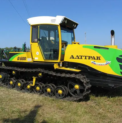 Фото №0 Тракторы ЗГМ гусеничные ТСХ-600 (Д-3067)