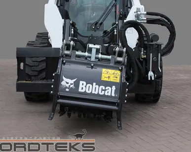 фото Аренда BOBCAT S650H погрузчик с фрезой для ямочного ремонта