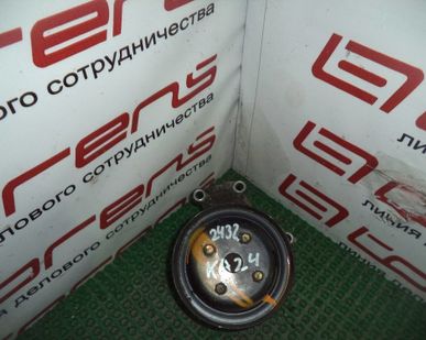 фото Помпа на Nissan Presage