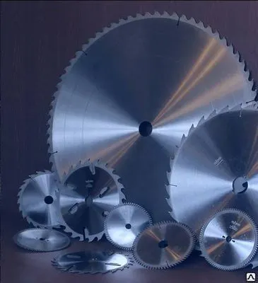 Фото №0 Пила дисковая по дереву