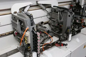 Фото №12 Кромкооблицовочный станок IMA ADVANTAGE 400L Б/У в Правдинском