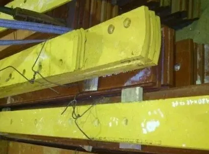 Фото №0 Нож отвала 020/21737 (Сталь 45) на специальную технику Hidromek-102