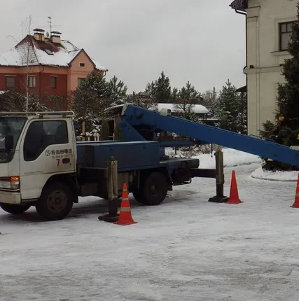 Фото №0 Вызвать автовышку 16 м