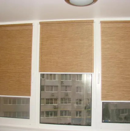 Фото №0 Установка рулонных штор в квартире