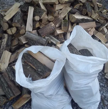 Фото №0 Дрова дубовые в мешках