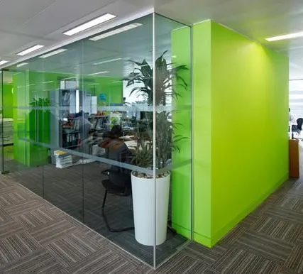 Фото №0 Цельностеклянная перегородка