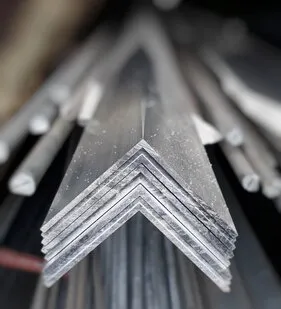 фото Алюминиевый уголок АД31Т 20*20*1,2мм (6м)