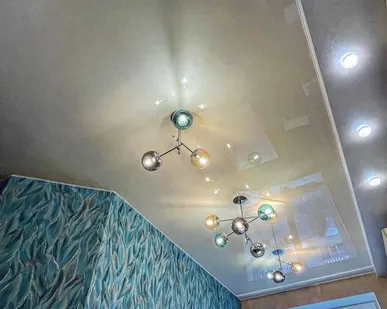 фото Натяжные потолки от компании производителя