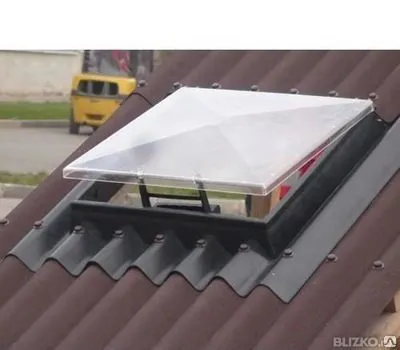 Фото №0 Кровельный люк Ондулин СкайЛайт