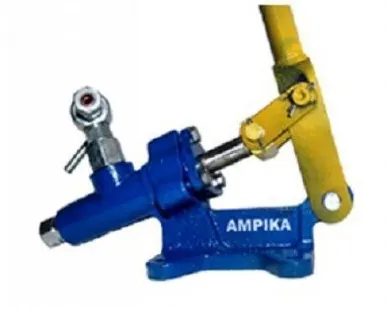 фото Ручной насос для опрессовки ГН-60