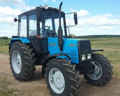 фото Трактор Беларус-920.2