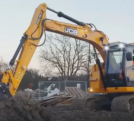 Фото №0 Аренда Гусеничные экскаваторы  в Санкт-Петербурге