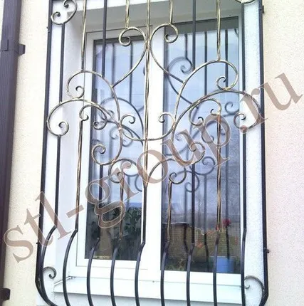 Фото №0 Кованая решетка 005