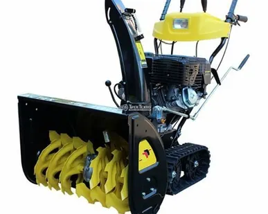 фото Снегоуборщик бензиновый Huter SGC 8100С (на гусеницах)