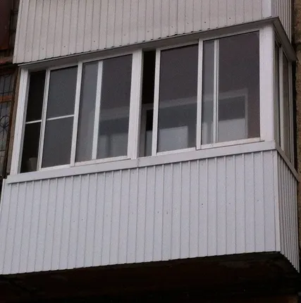 Фото №0 Остекление балконов под ключ