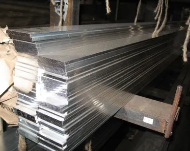 фото Полоса латунная от 0,1 до 180мм  марка латуни Л68,Л70,Л80,Л90, + РЕЗКА