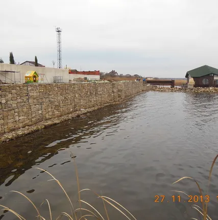 Фото №0 Работы по берегоукреплению