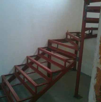 Фото №0 Производство металлических лестниц