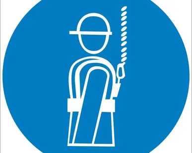 фото Знак М09 «Работать в предохранительном (страховочном) поясе» (пластик)