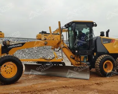 фото LiuGong CLG4215D автогрейдер 6WD (AWD)