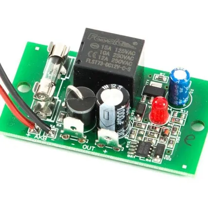 Фото №0 Блок контроля аккумулятора БКА-12 (защита от глуб. разряда) до 4А Бастион 235