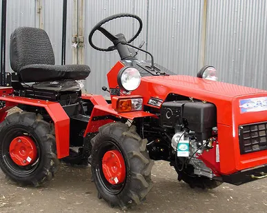 фото Трактор Беларус - 132Н - Honda
