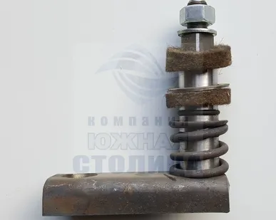 фото Ось приемного лючка КО-503 ГАЗ