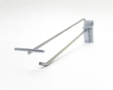 фото Крючок на экономпанель одинарный с ценникодержателем 250мм, d=5мм, цинк