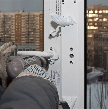 Фото №0 Замена оконных ручек в Сочи