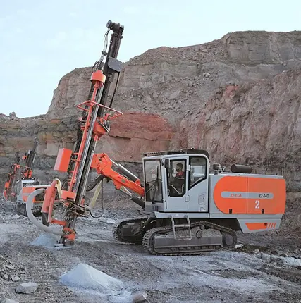 Фото №0 Самоходная буровая установка для буро-взрывных работ Zega D440