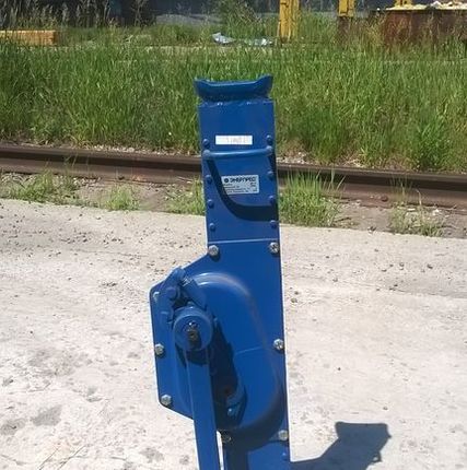 Фото №0 Домкраты реечные ДР-5