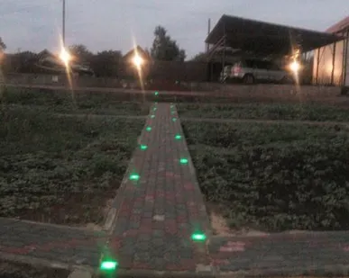 фото Светящаяся брусчатка от производителя