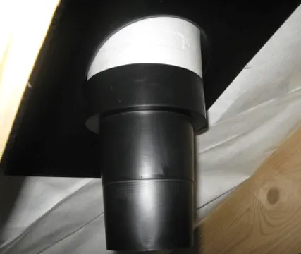 Фото №1 Выход вытяжки МП MAXI Ø110-125/500 с проходным элементом на профнастил НС-35