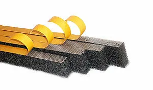 фото Уплотнитель универсальный, самоклеющийся 20мм*30мм*2000мм.